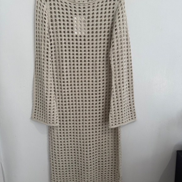 Oak and Fort Cover Up Dress in Cream - Size Medium - Picture 6 of 8